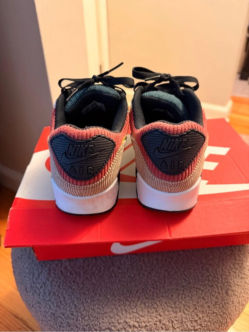 Nike women’s air